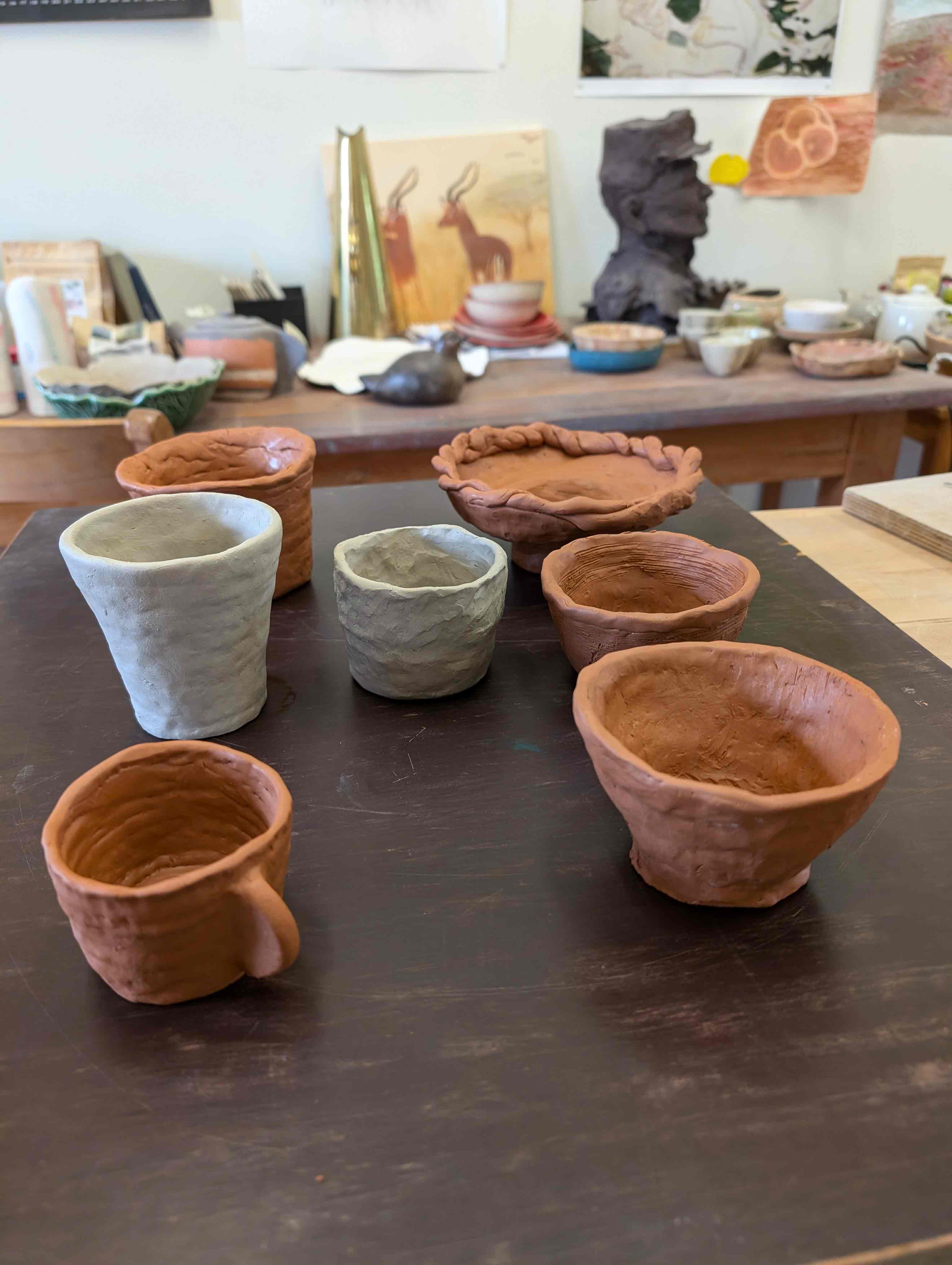 Créations en céramique réalisées pendant un atelier